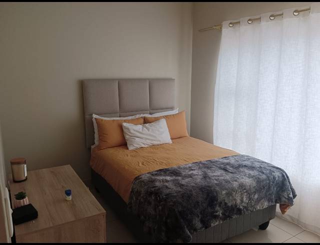 1 BEDROOM APARTMENT FOR SALE IN UMHLANGA RIDGE